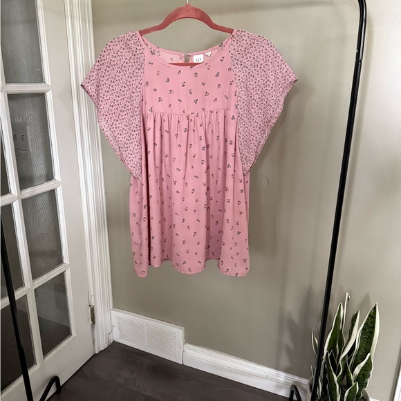 GAP Tops - Gap Rosette Blouse (L)